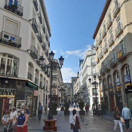 Ferienwohnung Acogedor Piso En Pleno Centro De Saragossa Exterior foto