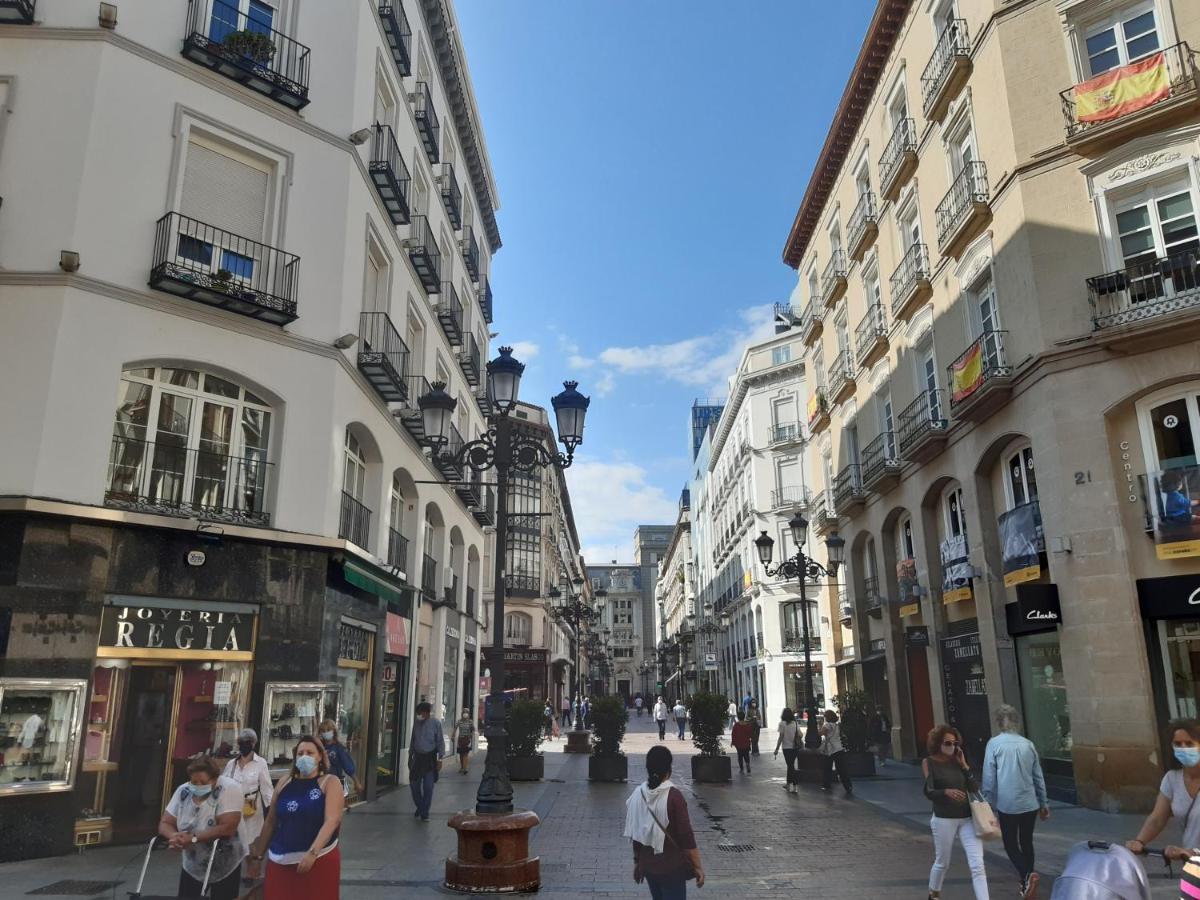 Ferienwohnung Acogedor Piso En Pleno Centro De Saragossa Exterior foto